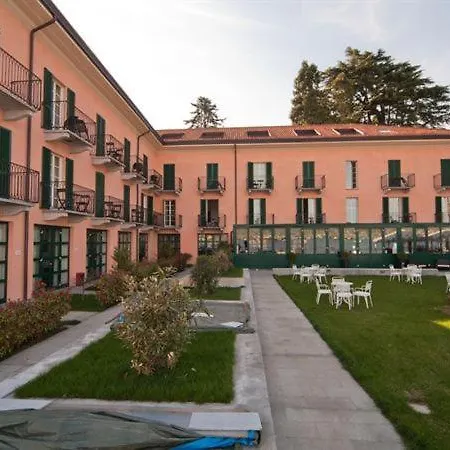 Sleeps 4 Pool Apartmán *